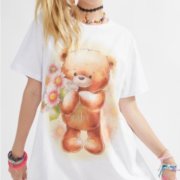 Delia's xl short sleeve Tshirt with teddy bear on front - Picture 1 of 5